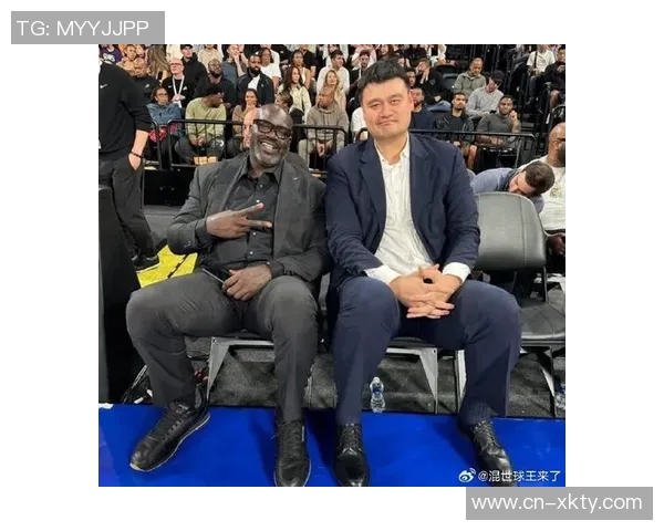 姚明与街球王阿尔斯通重聚合影引发球迷回忆与热议